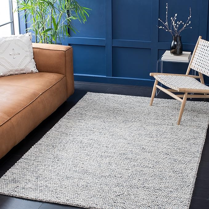 SAFAVIEH Area Rug 6x9 - Natura Collection - Light Grey & Ivory, Handmade Wool Blend, Textured Design, Ideal for Living Room, Bedroom, Dining Space (NAT620G)