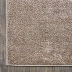 JONATHAN Y Haze Solid Low-Pile Brown Indoor Area Rug 6x9, Coastal,Bohemian,Minimalist,Classic, Easy-Cleaning for Living Room,Bedroom,Kitchen,Pet Friendly,Non-Shedding (SEU100J-6)