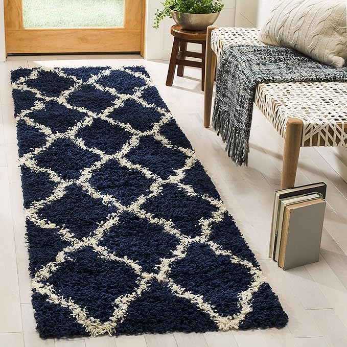 SAFAVIEH Dallas Shag Collection Runner Rug - 2'3" x 22', Navy & Ivory, Trellis Design, Non-Shedding & Easy Care, 1.5-inch Thick Ideal for High Traffic Areas in Living Room, Bedroom (SGD257N)