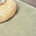JONATHAN Y Haze Solid Low-Pile Green Indoor Area Rug 3x5, Coastal,Bohemian,Minimalist,Classic, Easy-Cleaning for Living Room,Bedroom,Kitchen,Pet Friendly,Non-Shedding (SEU100O-3)