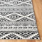 SAFAVIEH Area Rug 9x12 - Tulum Collection - Large - Ivory & Black, Moroccan Boho Tribal Design, Non-Shedding & Easy to Clean, Ideal for Living Room, Bedroom, Dining Space (TUL272B)