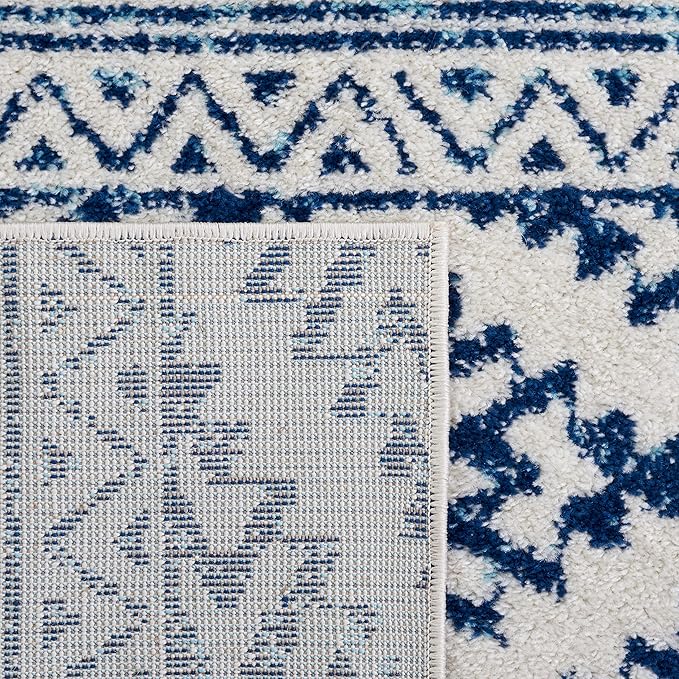 SAFAVIEH Tulum Collection Area Rug - 5'3" x 7'6", Ivory & Navy, Moroccan Boho Tribal Design, Non-Shedding & Easy to Clean, Ideal for Living Room, Bedroom, Dining Space (TUL272D)
