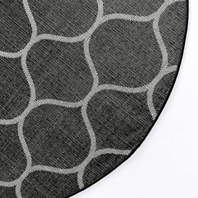 Rugs.com Lattice Frieze Collection Rug – 8' Round Black Medium Rug Perfect for Kitchens, Dining Rooms