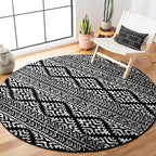 SAFAVIEH Tulum Collection Area Rug - 8' Round, Black & Ivory, Moroccan Boho Tribal Design, Non-Shedding & Easy to Clean, Ideal for Living Room, Bedroom, Dining Space (TUL272Z)