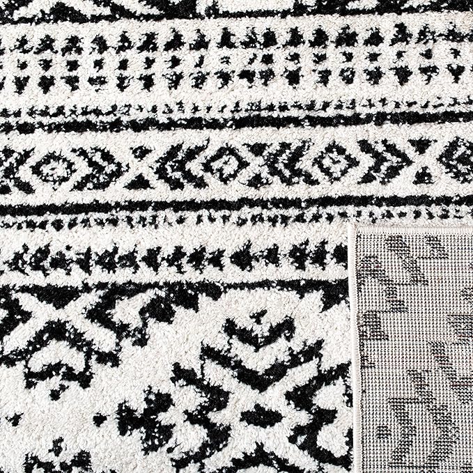 SAFAVIEH Tulum Collection Area Rug - 11' Square, Ivory & Black, Moroccan Boho Tribal Design, Non-Shedding & Easy to Clean, Ideal for Living Room, Bedroom, Dining Space (TUL272B)