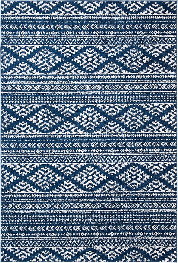 SAFAVIEH Tulum Collection Area Rug - 5'3" x 7'6", Navy & Ivory, Moroccan Boho Tribal Design, Non-Shedding & Easy to Clean, Ideal for Living Room, Bedroom, Dining Space (TUL272N)