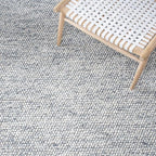 SAFAVIEH Natura Collection Accent Rug - 2'3" x 4', Light Grey & Ivory, Handmade Wool Blend, Textured Design, Ideal for Hallway, Bedroom, Foyer (NAT620G)