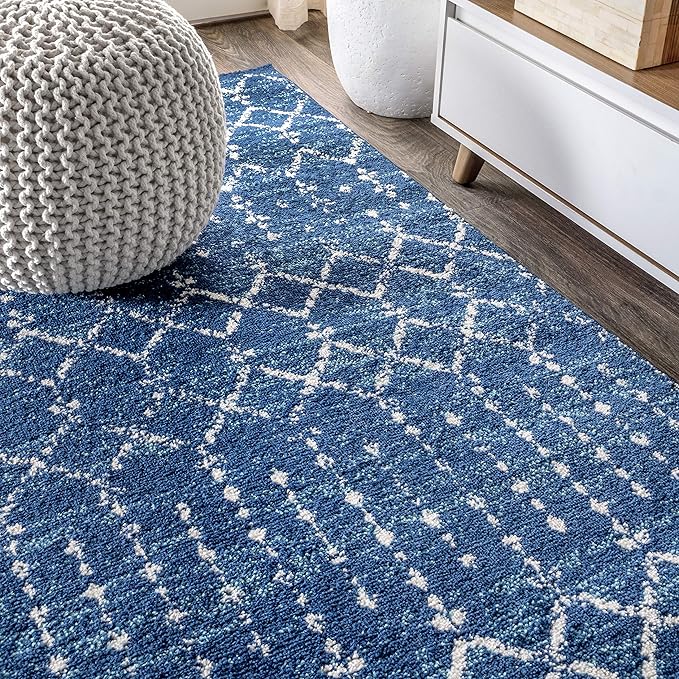 JONATHAN Y Boho Vintage Diamond Blue/White Round Area Rug 5 ft, Moroccan Hype for Living Room, Bedroom, Kitchen, Office, Easy-Cleaning, High Traffic, Pet-Friendly, Non-Shedding (MOH101A-5R)