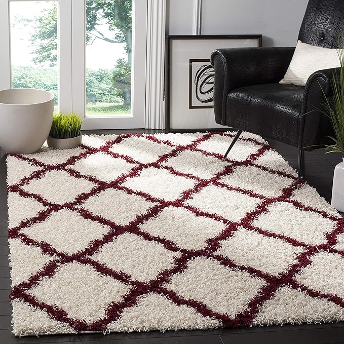 SAFAVIEH Dallas Shag Collection Accent Rug - 4' x 6', Ivory & Red, Trellis Design, Non-Shedding & Easy Care, 1.5-inch Thick Ideal for High Traffic Areas in Entryway, Living Room, Bedroom (SGD257R)