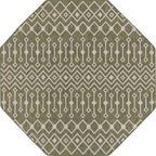 Unique Loom Outdoor Trellis Collection Area Rug - Tribal Trellis (7' 10" Octagon, Green/ Natural)