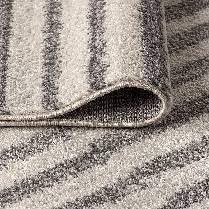 JONATHAN Y Lyla Offset Stripe Gray/Cream Indoor Area Rug, 8x10, Contemporary, Modern, Easy-Cleaning for Living Room, Bedroom, Kitchen, Pet Friendly, Non-Shedding (MOH204A-8)